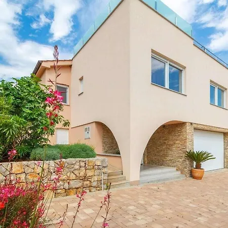 In Korni With Swimming Pool Villa Kornic