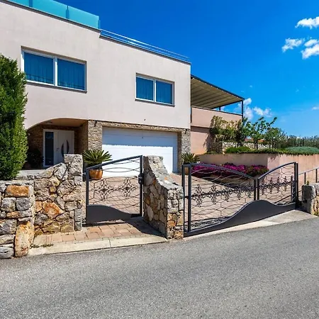 In Korni With Swimming Pool Villa Kornic