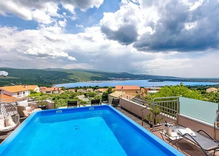 In Korni With Swimming Pool Kornić