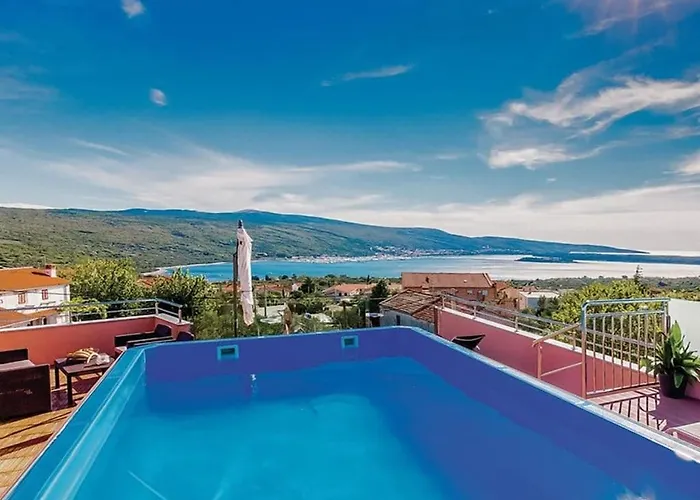 Villa In Korni With Swimming Pool *