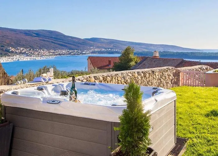Villa In Korni With Swimming Pool *