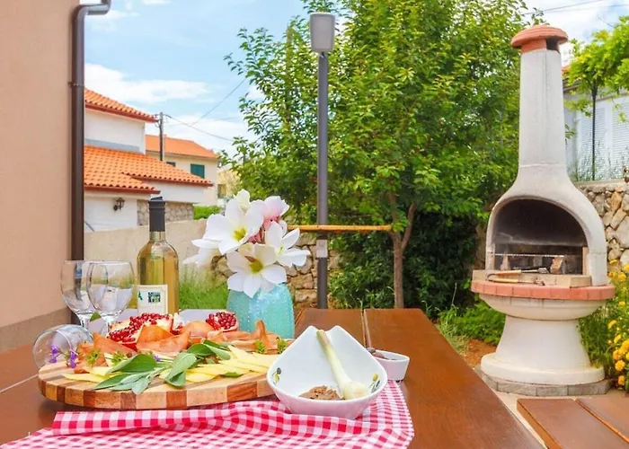 Villa In Korni With Swimming Pool