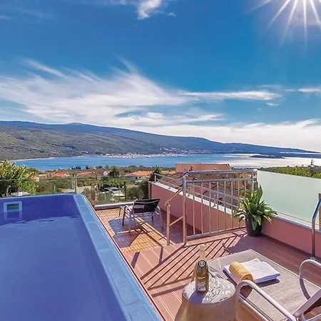 In Korni With Swimming Pool Kornić