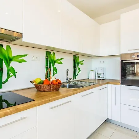 In Korni With Swimming Pool Villa