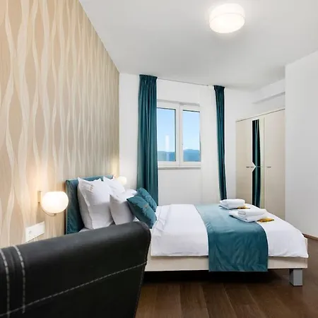 Villa In Korni With Swimming Pool *